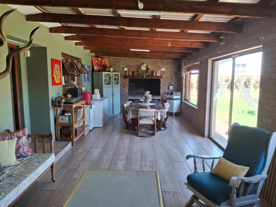 4 Bedroom Property for Sale in Albertinia Western Cape